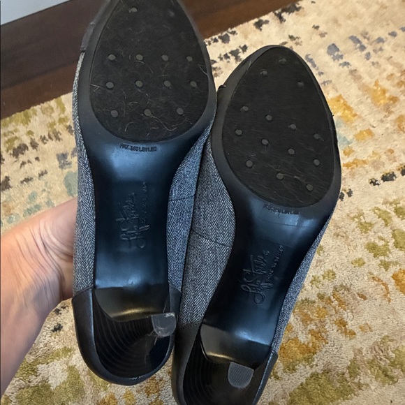 Life Stride Black and Gray Women's Heels - sz 10 - Picture 4 of 7